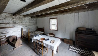Buffalo Niagara Heritage Village: Schmitt Log House