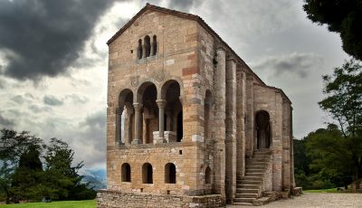 Church of St Mary at Mount Naranco 3D Model virtual field trip thumbnail